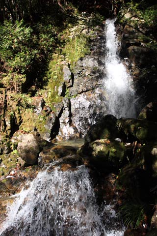 Atera Rokudan Falls