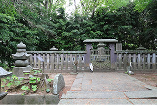 The grave of Mori Terumoto